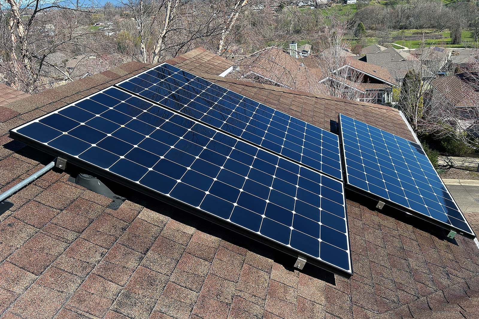 Professionally cleaned solar panels in Southern Oregon
