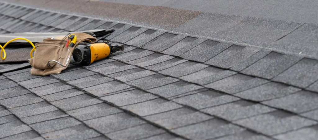 A Southern Oregon roof getting maintenance done on it