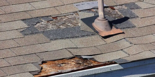 A shingle roof in Southern Oregon that needed professional maintenance