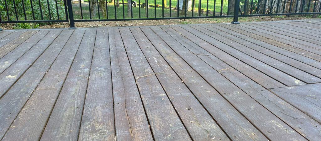 A wood deck in Southern Oregon that needs cleaning