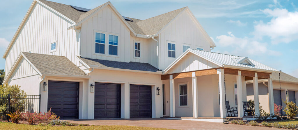 A clean, white farmhouse-style home in Southern Oregon that recent got washed
