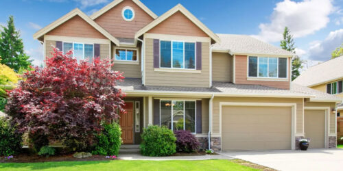 A Southern Oregon house after pressure washing