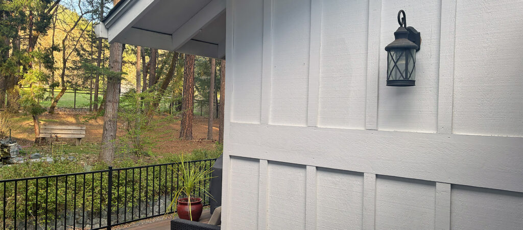 Clean wood siding on a house in Southern Oregon