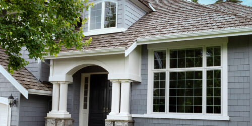 Clean windows on Southern Oregon home